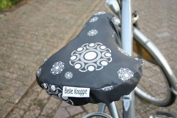 Belle Knoppe zadelhoes