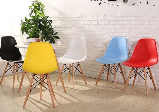 Eames DSW Stoel Zwart