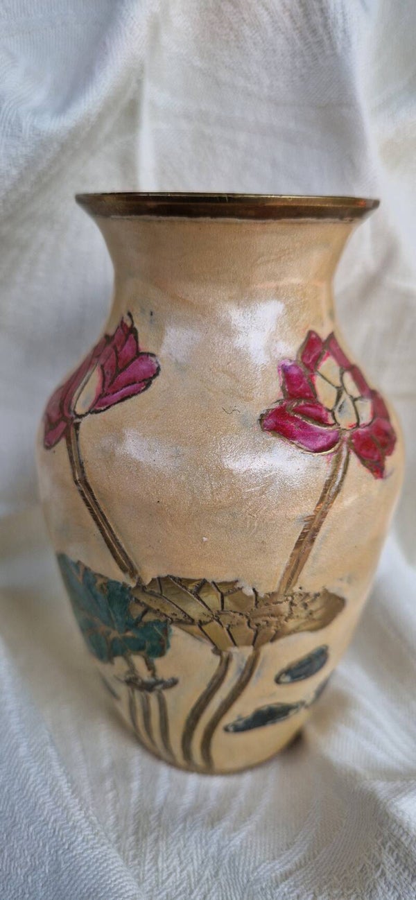 V - Koper geëmailleerde vaas