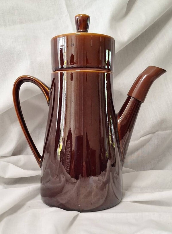 V - Theepot met zeef