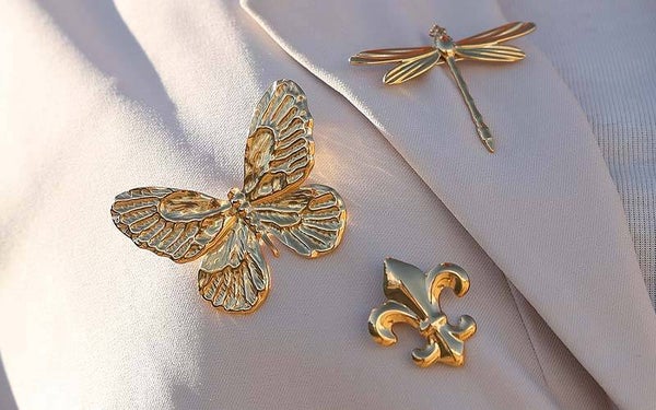 Lelie broche