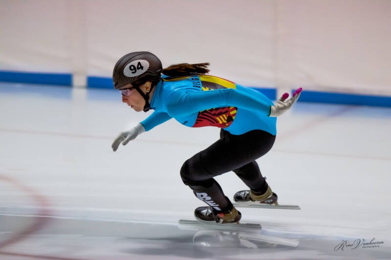 Brugse snelschaatster Alexandra in actie
