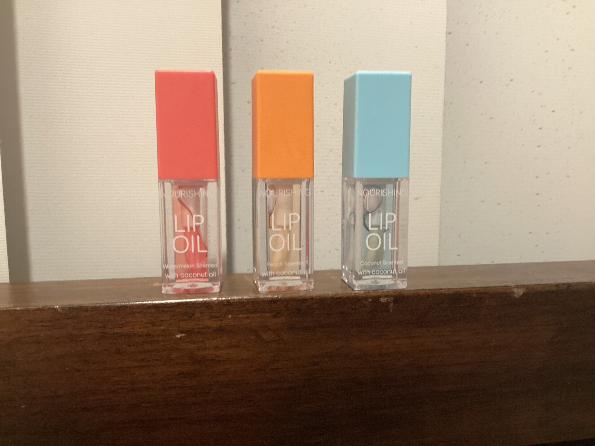 Lip oil