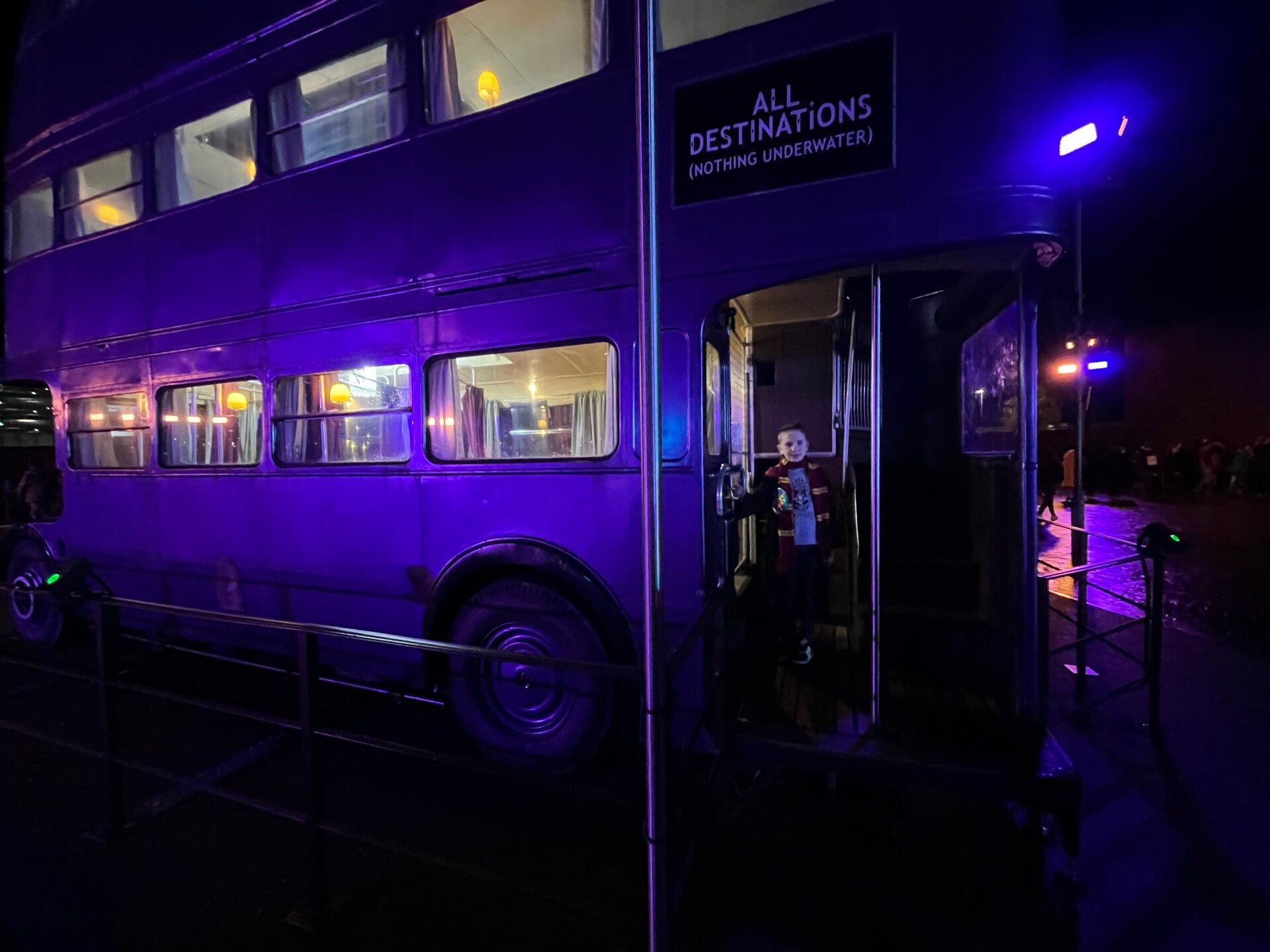 Knight bus Harry Potter studio tour review 
