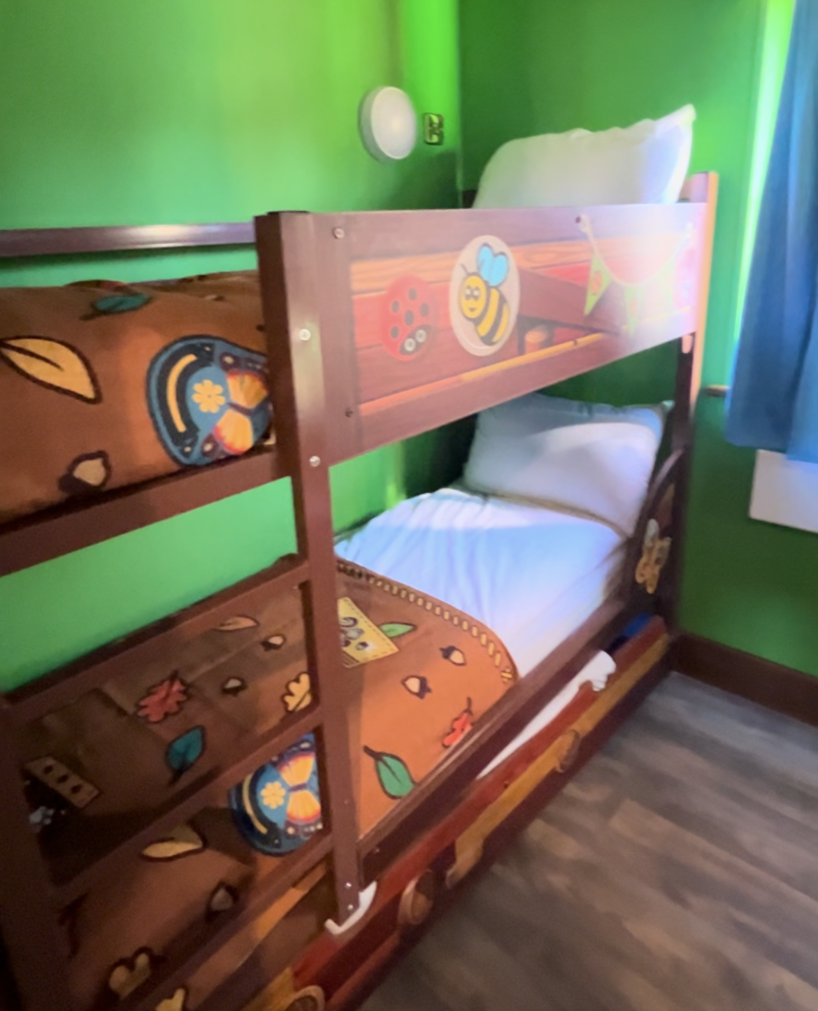 Legoland woodland lodge 