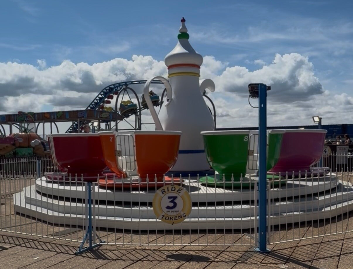 Clarence Pier Portsmouth  Super Saver Wristband  Things to do in Portsmouth with kids  Hampshire family days out Summer holidays in Hampshire     Portsmouth amusement park     Putt Hutt Portsmouth  Portsmouth attractions