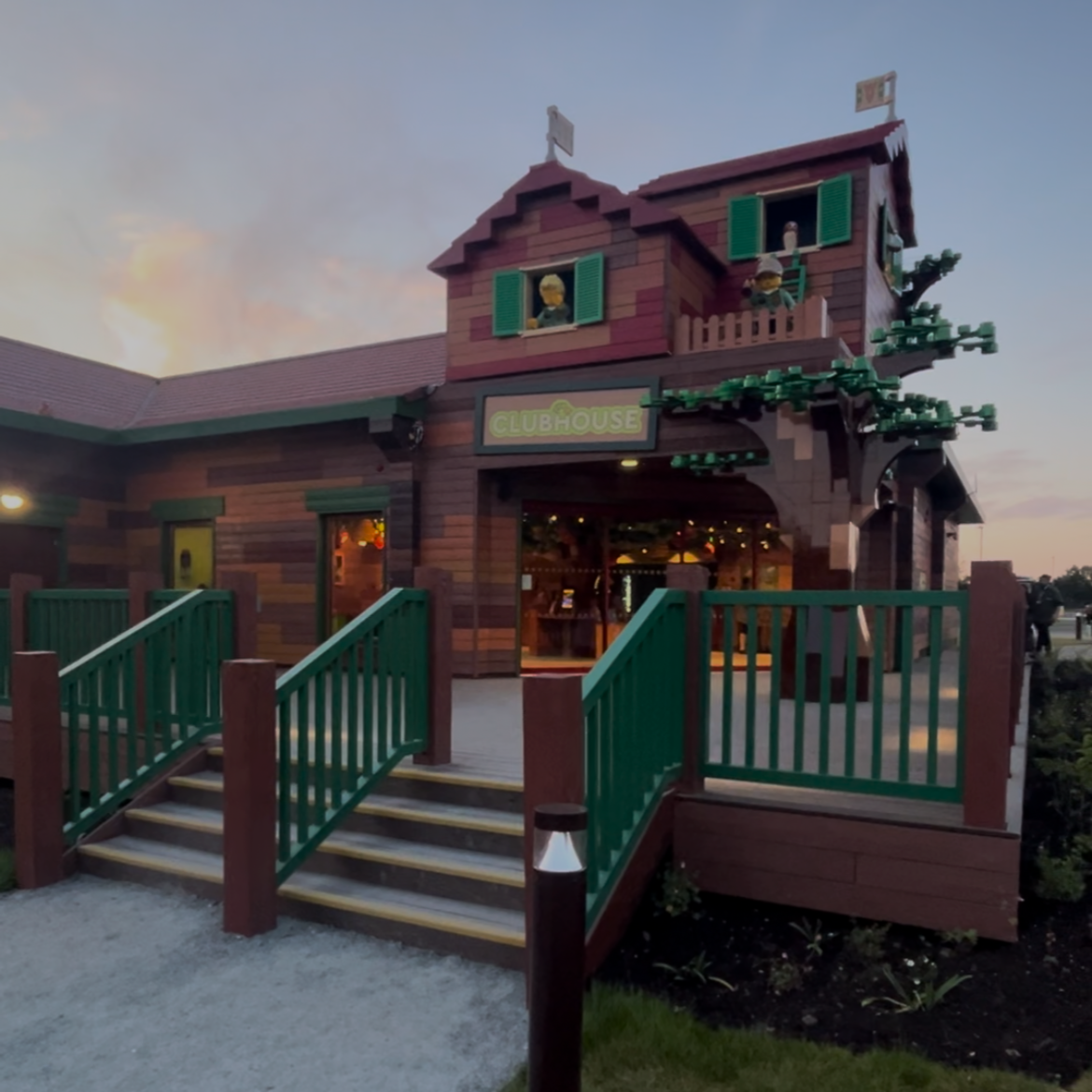 Woodland Lodge Legoland Windsor Merlinpass discount holiday club staycation 