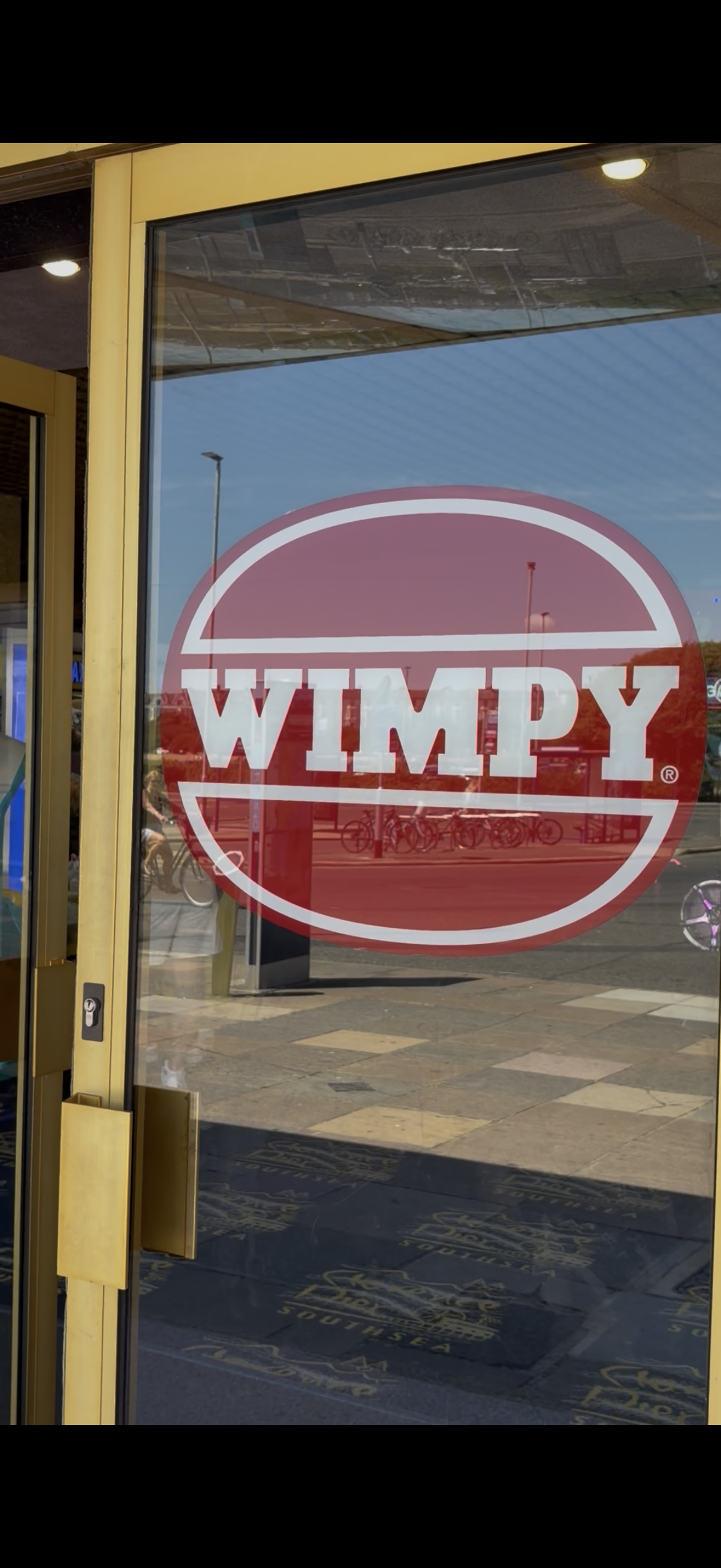     Wimpy Portsmouth  Wimpy Clarence Pier      Wimpy Saver Menu 80s nostalgia restaurants  Lunch at Clarence Pier     Wimpy Clarence Pier review     Classic British burger restaurant