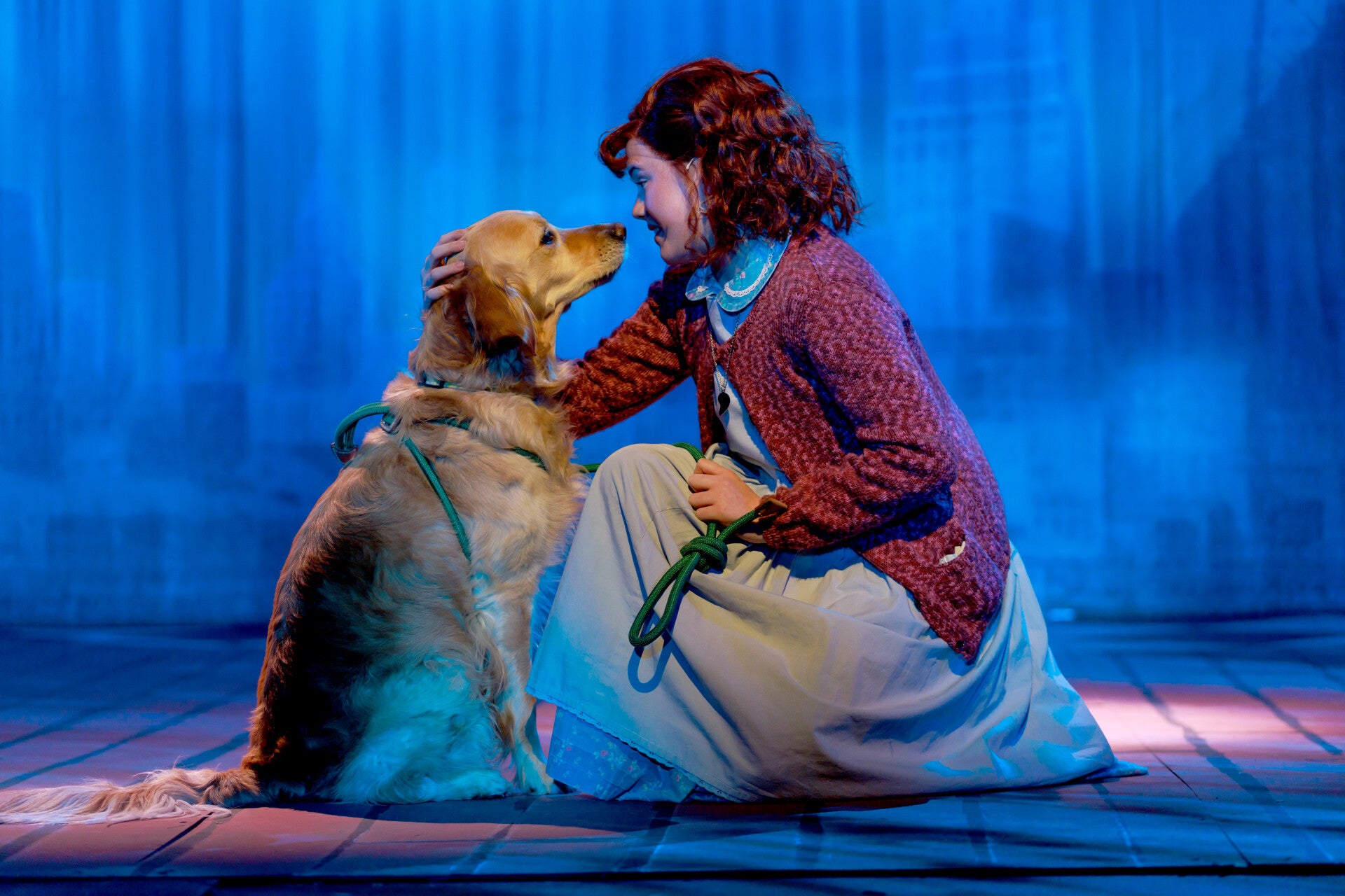 The kings theatre Portsmouth Annie the musical review Southsea Hampshire theatre family fun family theatre 
