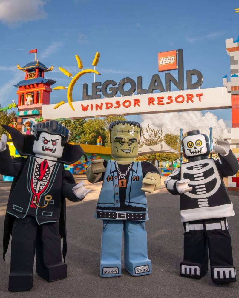 LEGOLAND Brick or Treat Chessington Howl’O’Ween Alton Towers Scarefest family Halloween theme park Halloween theme park UK autumn theme park day out Hobbledown Halloween 