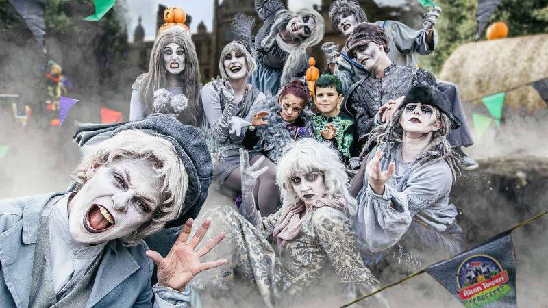 LEGOLAND Brick or Treat Chessington Howl’O’Ween Alton Towers Scarefest family Halloween theme park Halloween theme park UK autumn theme park day out Hobbledown Halloween 