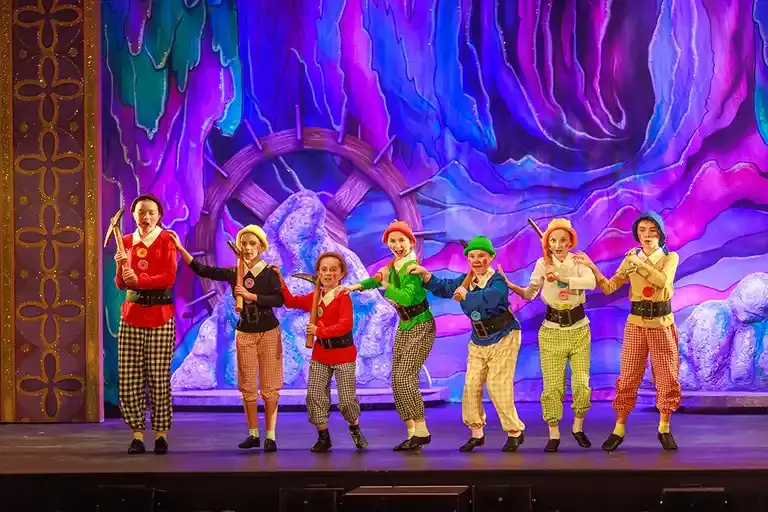 Snow White Theatre Royal Portsmouth Family theatre Portsmouth Things to do in Portsmouth with kids Snow White Portsmouth panto