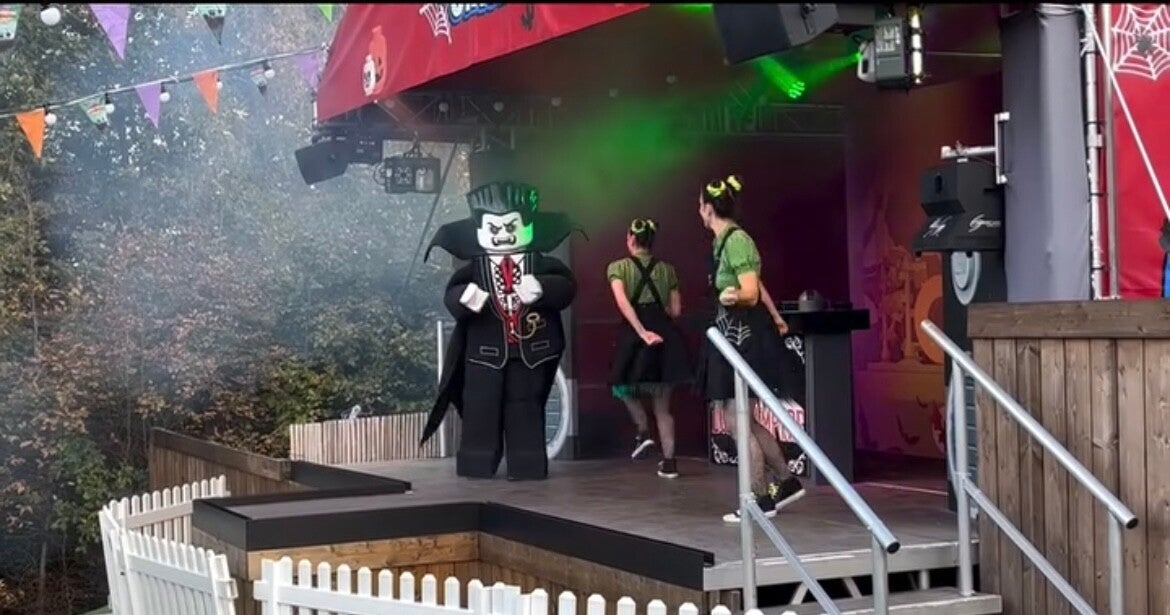 Legoland Windsor Brick or treat Halloween Merlinpass merlinpassholder review 