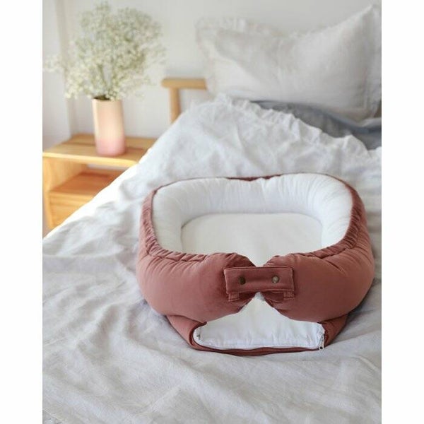 Fluwelen babynest - pink