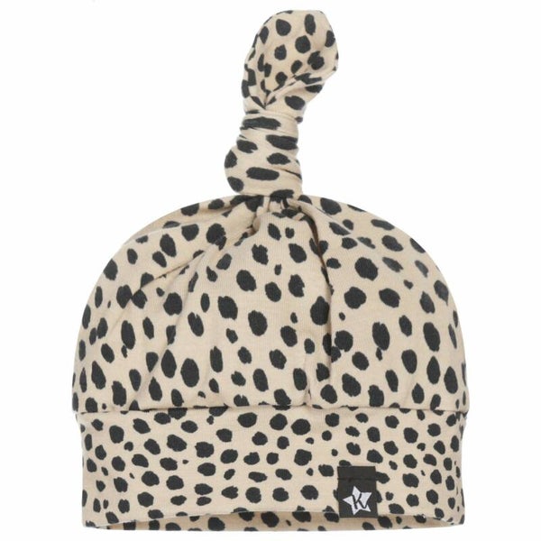 By Kels newborn knoopmutsje cheetah dots