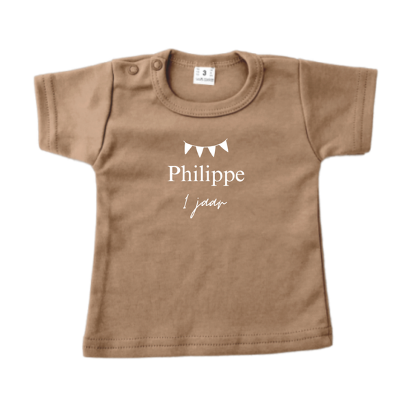 T-shirt met naam of tekst