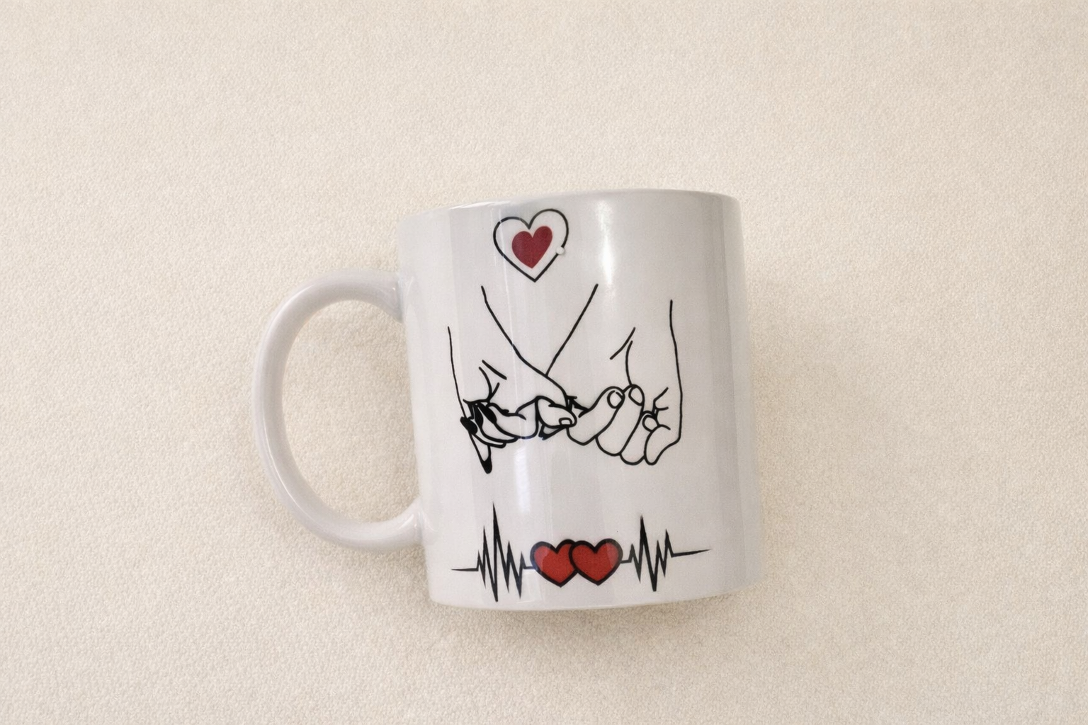 Mug romantique mains liées ❤️