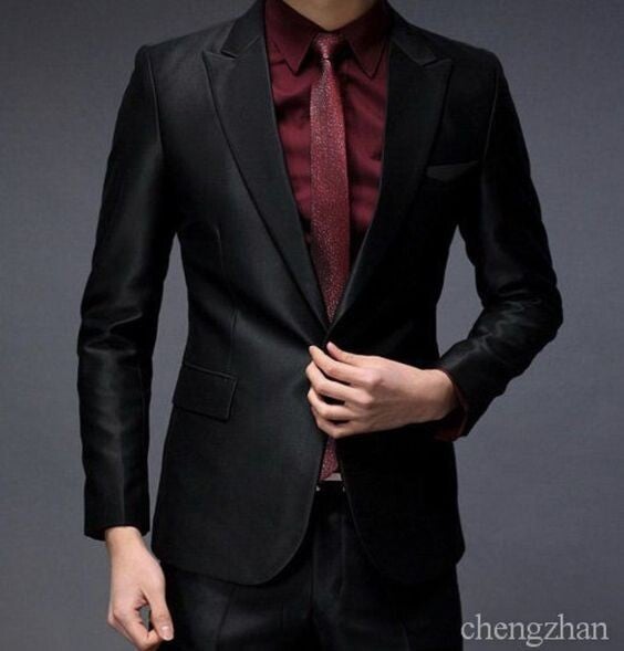 TRAJE NEGRO SATINADO
