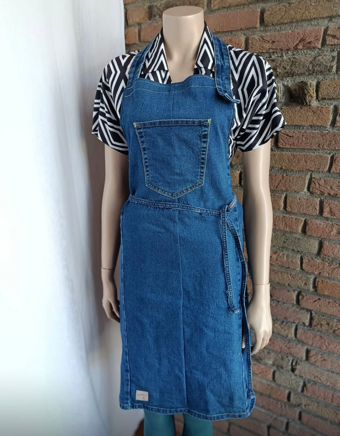 Mittwoch, 24.06.26 | 18 Uhr Upcycling Nähen • Schürze