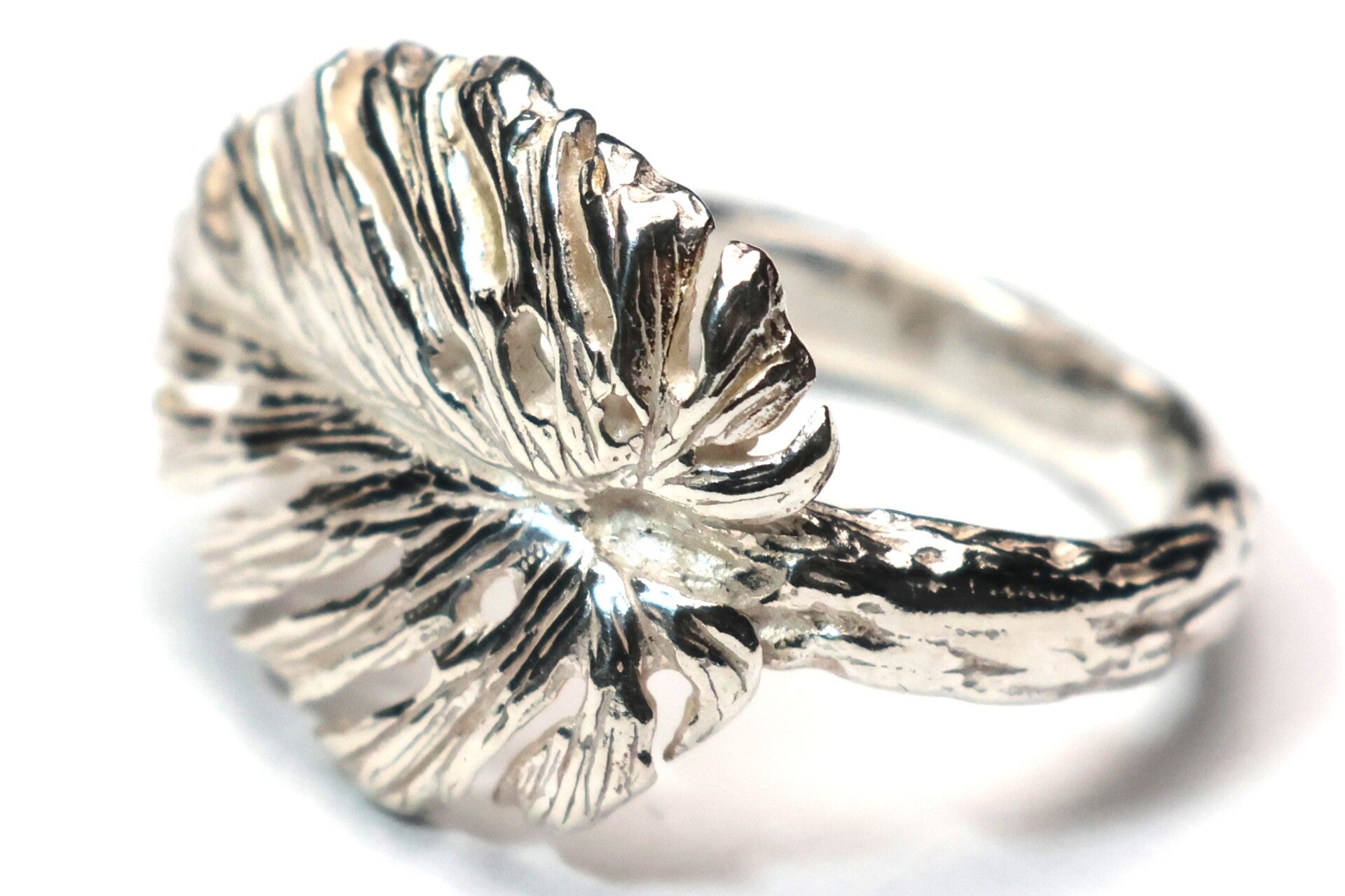 Monstera Ring