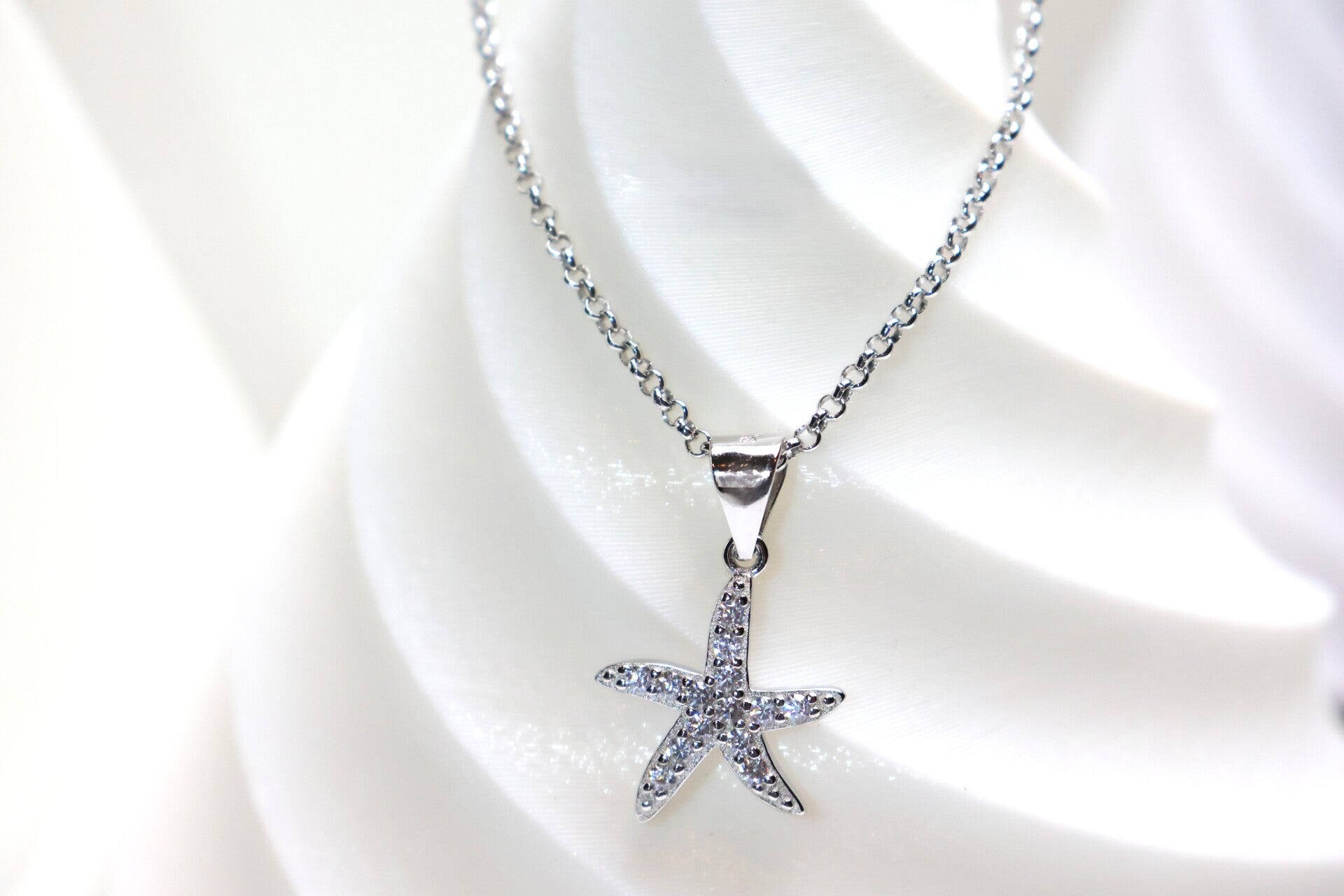 Seestern mit Zirkonia – Kette