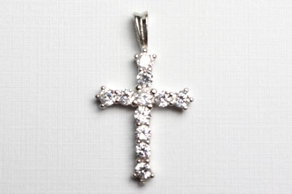 Zirkonia Kreuz mit Kette