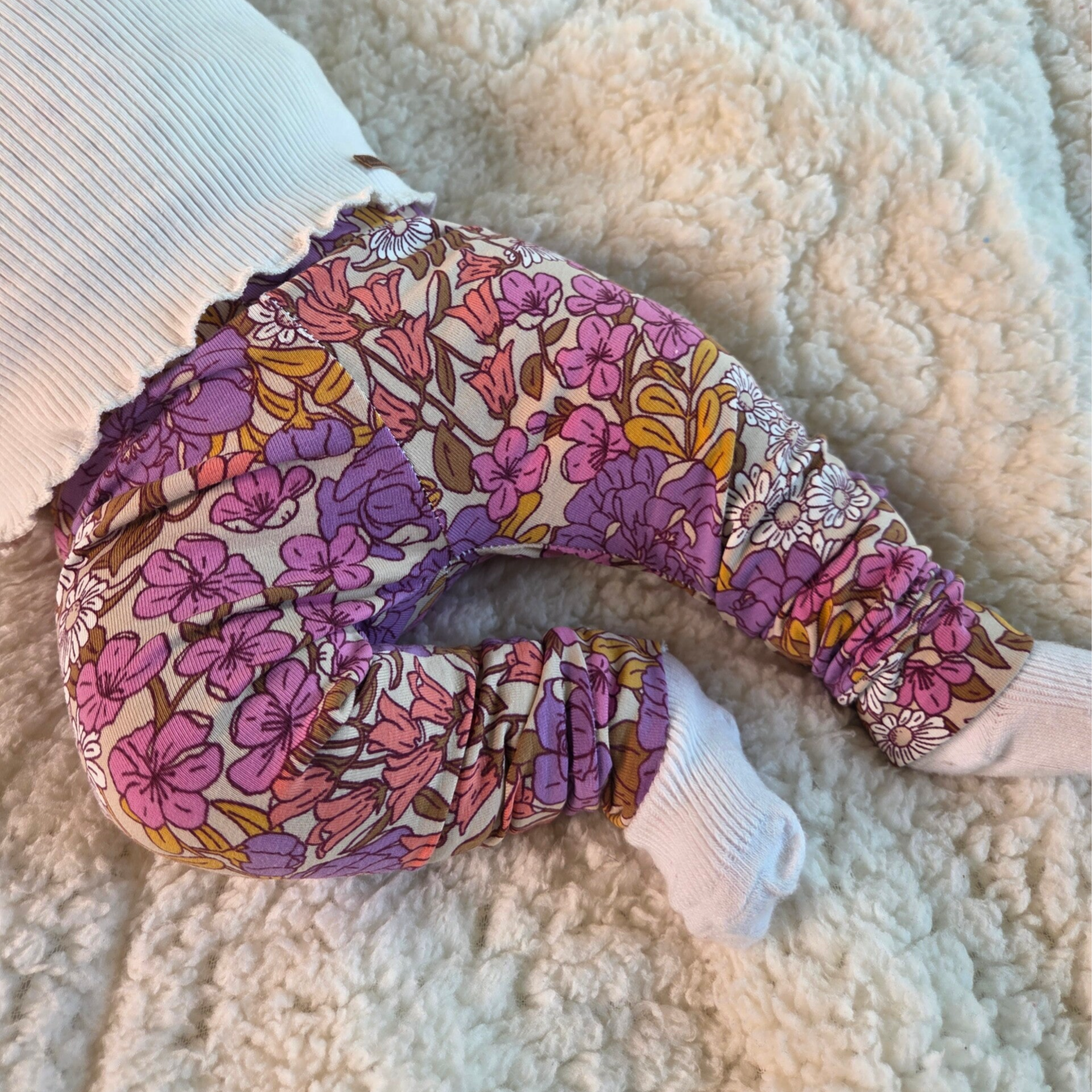 Purple flower broekje Handmade