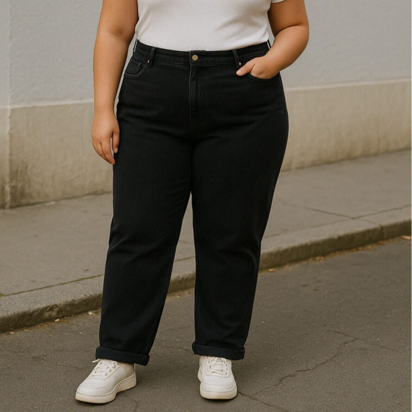 Zwarte straight leg met high waist! ( 42-52)