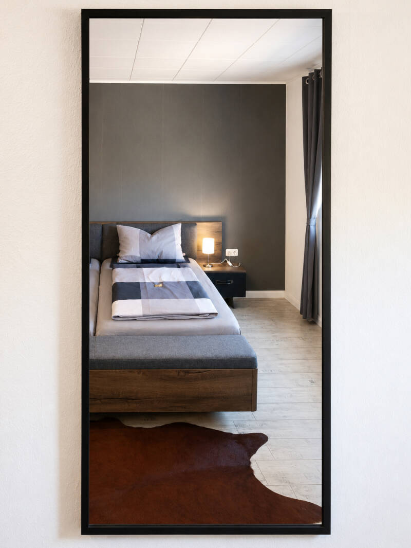 Foto: Ganzkörperspiegel im Schlafzimmer