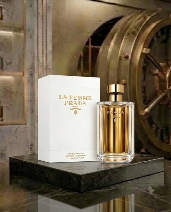 PRADA LA FEMME