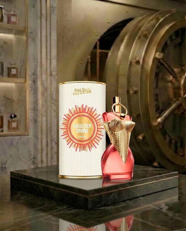 JEAN PAUL GAULTIER — DIVINE COUTURE