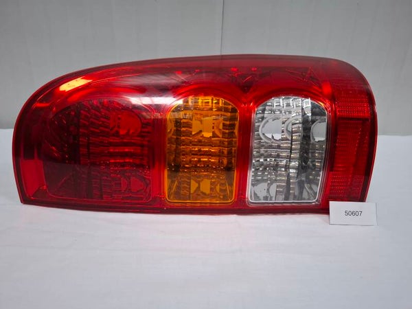 FEU ARRIERE TOYOTA HILUX