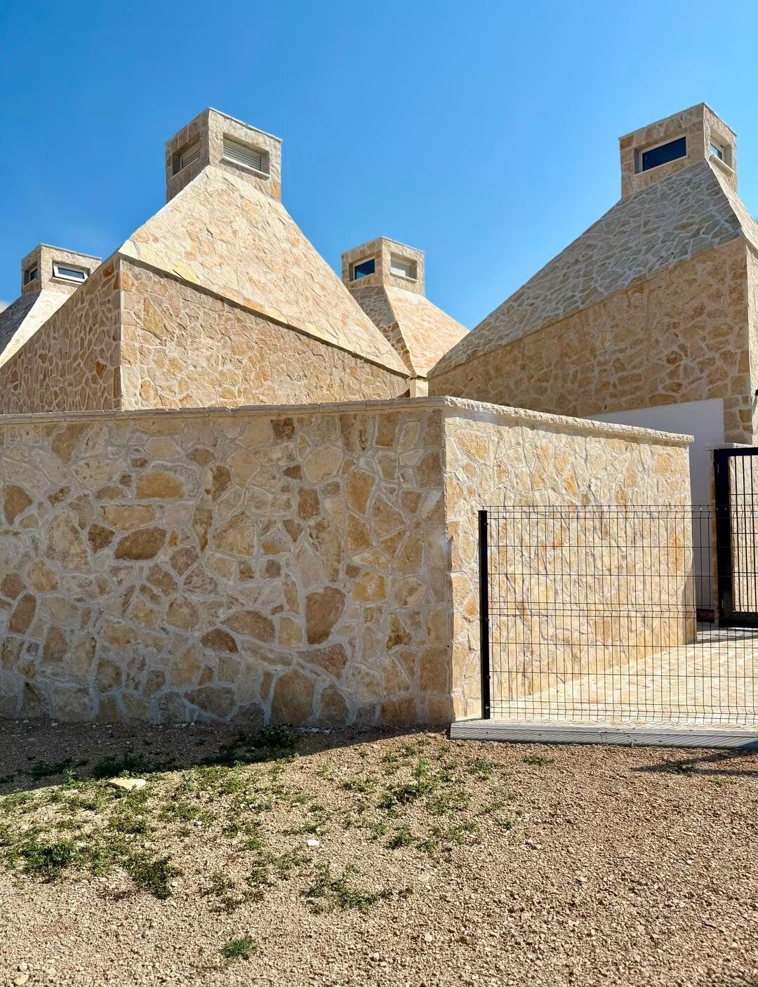 Kroatischer Naturstein für mediterrane Architektur