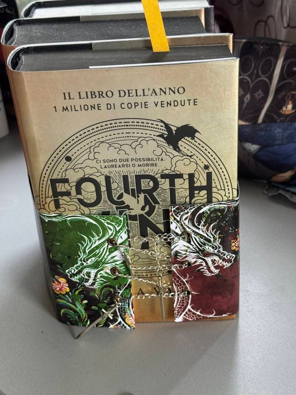 Fourth wing corsetto