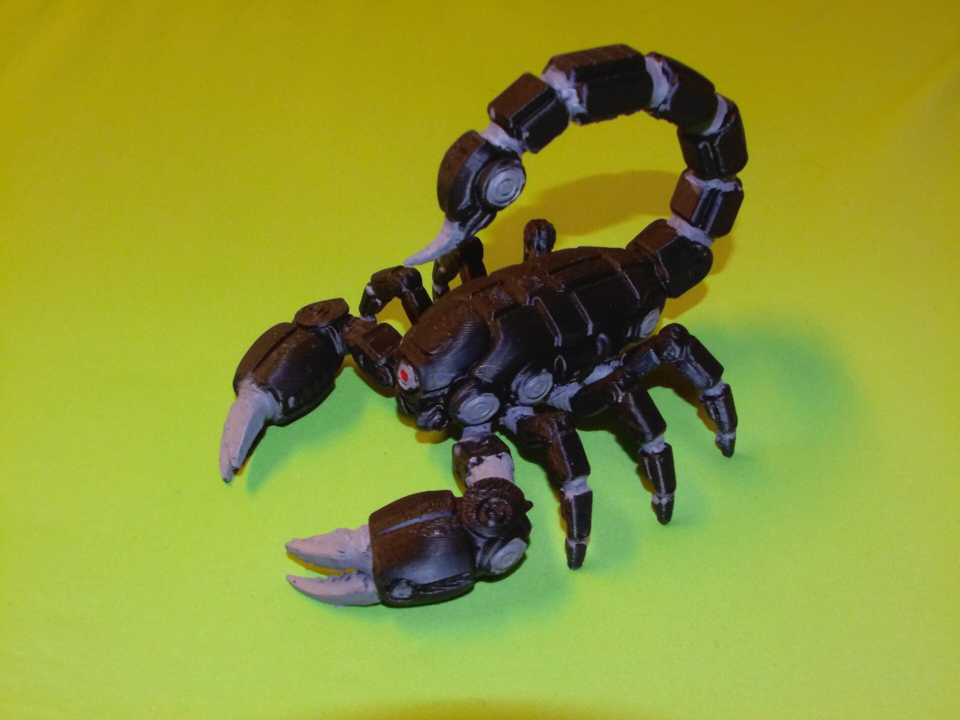 Mechanischer Skorpion Figur – dekorativ & einzigartig