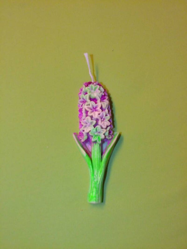 Dekorative Blumenkerze – handgefertigt