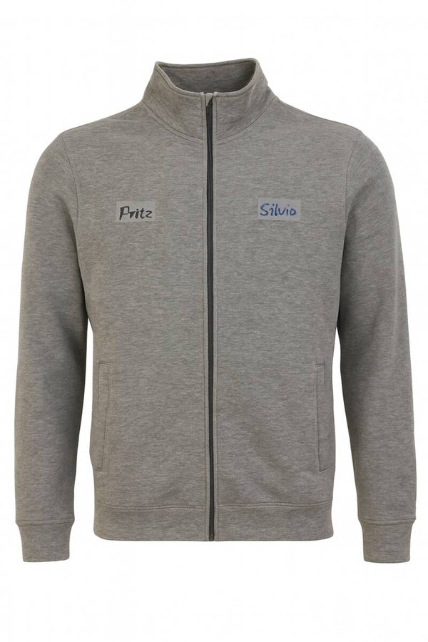 Jacke mit personalisierten Namensaufdrucken.