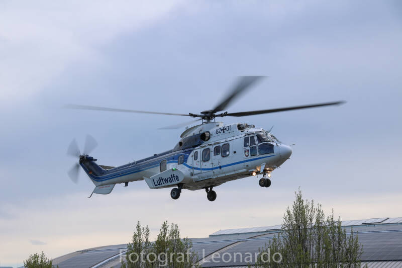 Millitärhubschrauber startet