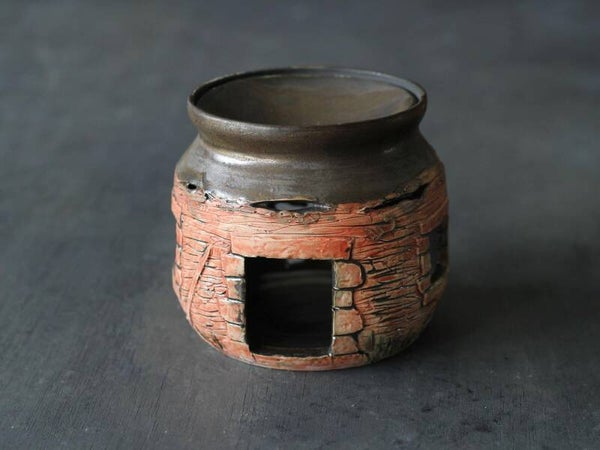 Essential Oil Burner - Irish Cottage - Farming Tool