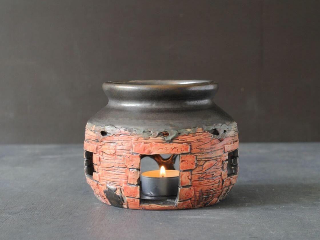Essential Oil Burner - Irish Cottage - Milk Can