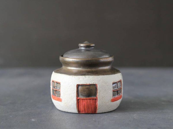 Irish Cottage Jar Small — Hand-Thrown Stoneware with Red Door