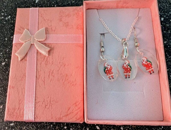 Santa resin pendant and earring set