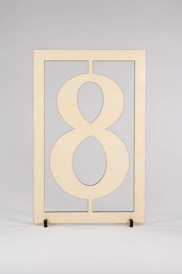 Puinen pöytänumero - Nelikulma