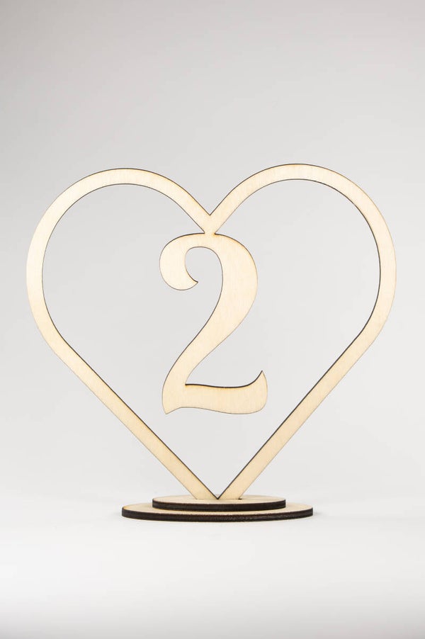 Puinen pöytänumero - Sydän #1