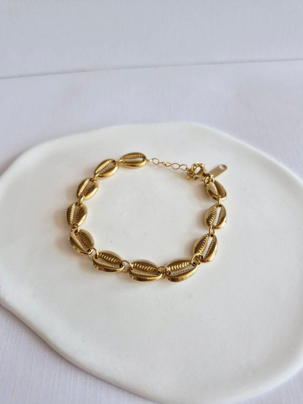 Shelly bracelet