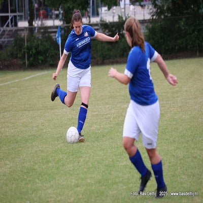 018-1r1a6138-standard.jpg