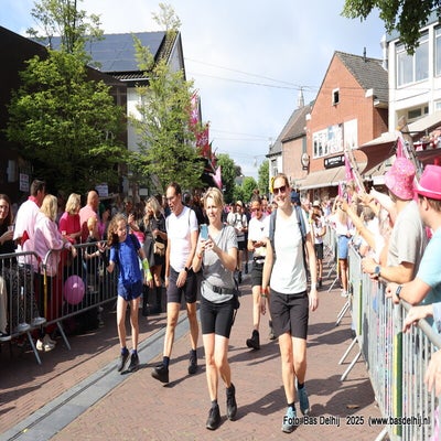 022-1r1a0076-standard-7w36w7.jpg