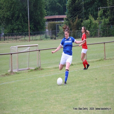 030-1r1a6152-standard.jpg