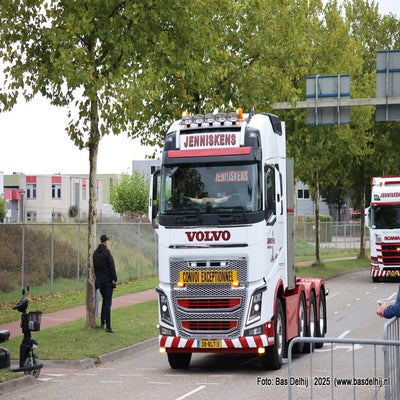 212-1r1a8266-standard.jpg