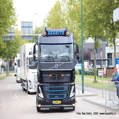 218-1r1a8272-standard.jpg